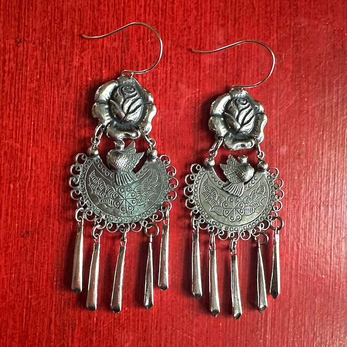 Frida's Choice – Roses & Love Bird Earrings