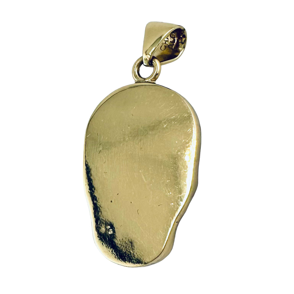 Quartz Glitter Skull Pendant in Faux Gold