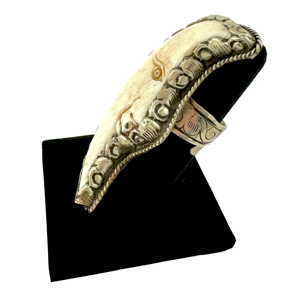 Mama Tibetan Hand Carved Crescent Moon Ring